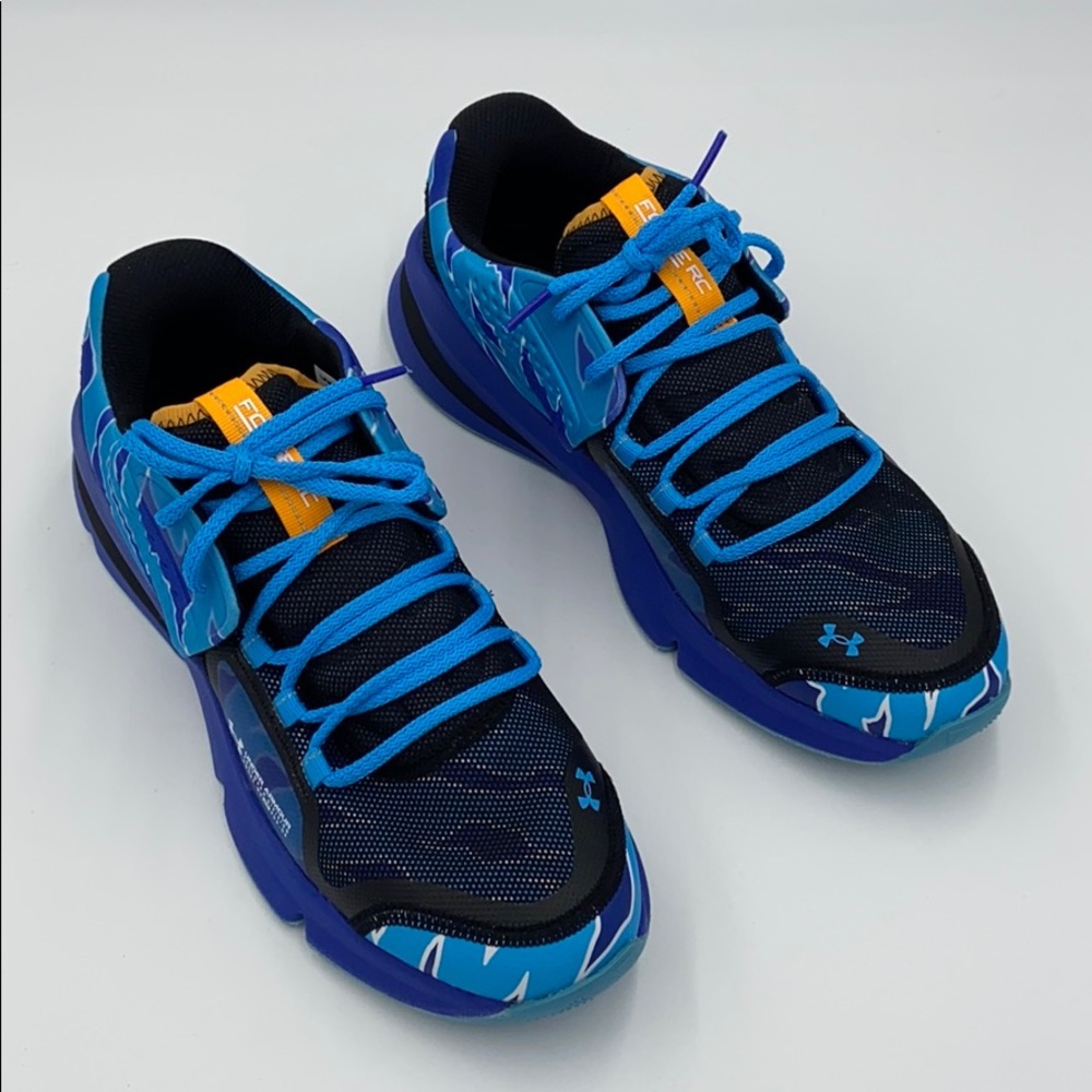 Under Armor Forge RC Big Ups. blue camo size 10
